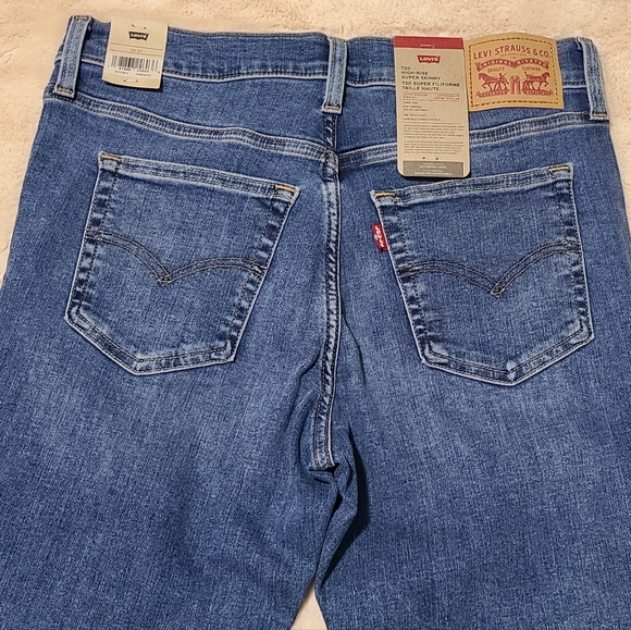 ⛔️SOLD⛔️ Levi's Super Skinny 720 High-rise Jeans - Picture 3 of 5
